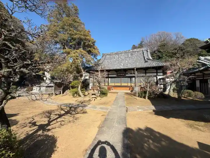 長福寺の{uncategorized: "未分類", other: "その他", undefined: "問題あり", building: "その他建物", grave: "お墓", sacred_gate: "鳥居", guardian: "狛犬", statue: "像", buddha: "仏像", history: "歴史", nature: "自然", garden: "庭園", animal: "動物", pagoda: "塔", temizu: "手水舎", mountain_gate: "山門・神門", sanctuary: "本殿・本堂", subordinate: "末社・摂社", art: "芸術", scenery: "景色", jizo: "地蔵", ema: "絵馬", goshuin: "御朱印", omikuji: "おみくじ", items: "授与品その他", amulet: "お守り", goshuincho: "御朱印帳", eats: "食事", festival: "お祭り", votive_dance: "神楽", shichigosan: "七五三参", wedding: "結婚式", experience: "体験その他", initially: "初詣", around: "周辺", anti_infection: "感染症対策"}