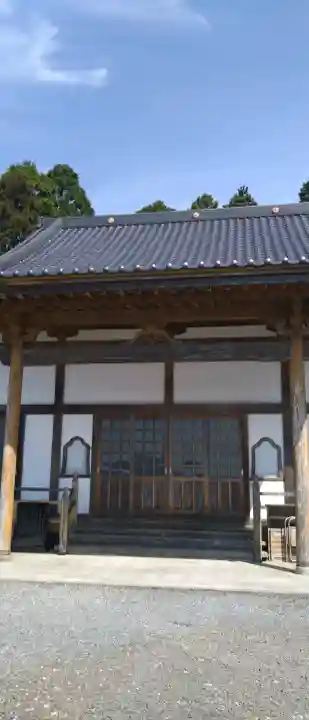 帰命院の{uncategorized: "未分類", other: "その他", undefined: "問題あり", building: "その他建物", grave: "お墓", sacred_gate: "鳥居", guardian: "狛犬", statue: "像", buddha: "仏像", history: "歴史", nature: "自然", garden: "庭園", animal: "動物", pagoda: "塔", temizu: "手水舎", mountain_gate: "山門・神門", sanctuary: "本殿・本堂", subordinate: "末社・摂社", art: "芸術", scenery: "景色", jizo: "地蔵", ema: "絵馬", goshuin: "御朱印", omikuji: "おみくじ", items: "授与品その他", amulet: "お守り", goshuincho: "御朱印帳", eats: "食事", festival: "お祭り", votive_dance: "神楽", shichigosan: "七五三参", wedding: "結婚式", experience: "体験その他", initially: "初詣", around: "周辺", anti_infection: "感染症対策"}