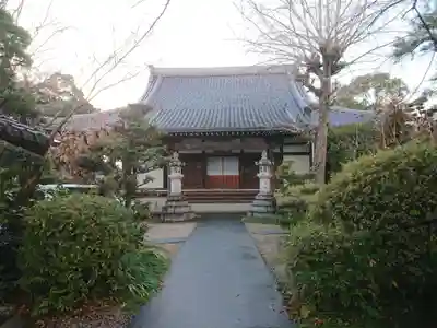 蓮行寺の本殿・本堂