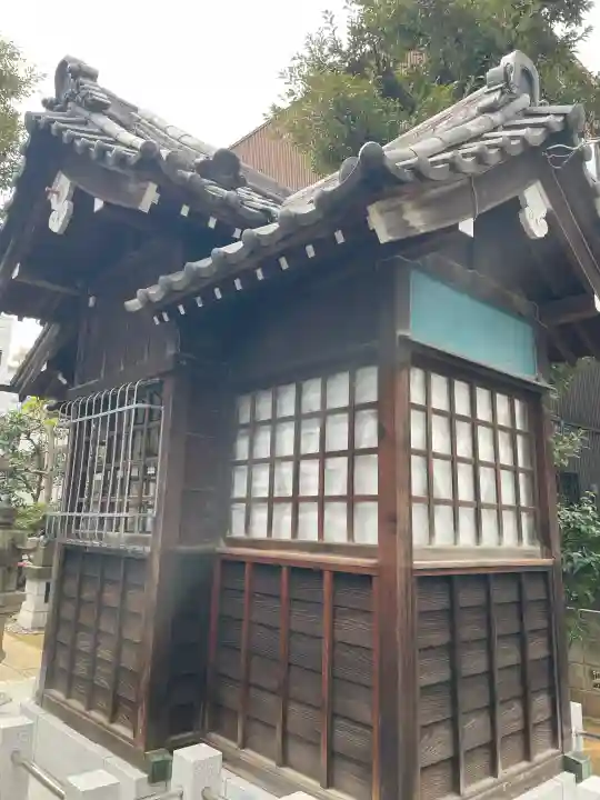 石井神社の{uncategorized: "未分類", other: "その他", undefined: "問題あり", building: "その他建物", grave: "お墓", sacred_gate: "鳥居", guardian: "狛犬", statue: "像", buddha: "仏像", history: "歴史", nature: "自然", garden: "庭園", animal: "動物", pagoda: "塔", temizu: "手水舎", mountain_gate: "山門・神門", sanctuary: "本殿・本堂", subordinate: "末社・摂社", art: "芸術", scenery: "景色", jizo: "地蔵", ema: "絵馬", goshuin: "御朱印", omikuji: "おみくじ", items: "授与品その他", amulet: "お守り", goshuincho: "御朱印帳", eats: "食事", festival: "お祭り", votive_dance: "神楽", shichigosan: "七五三参", wedding: "結婚式", experience: "体験その他", initially: "初詣", around: "周辺", anti_infection: "感染症対策"}