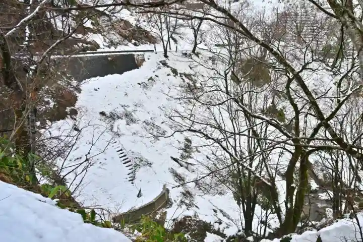 竹之高地不動社(新潟県)