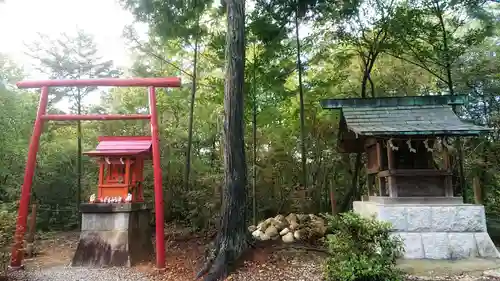 玉野御嶽神社の末社・摂社