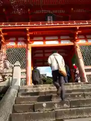 清水寺の山門