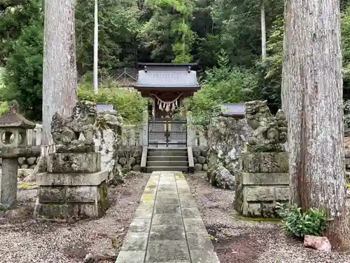 神明神社（根村）の本殿