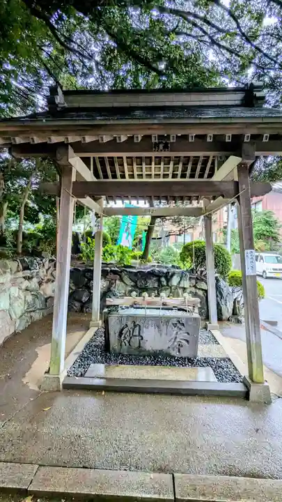 金ヶ作熊野神社の手水舎