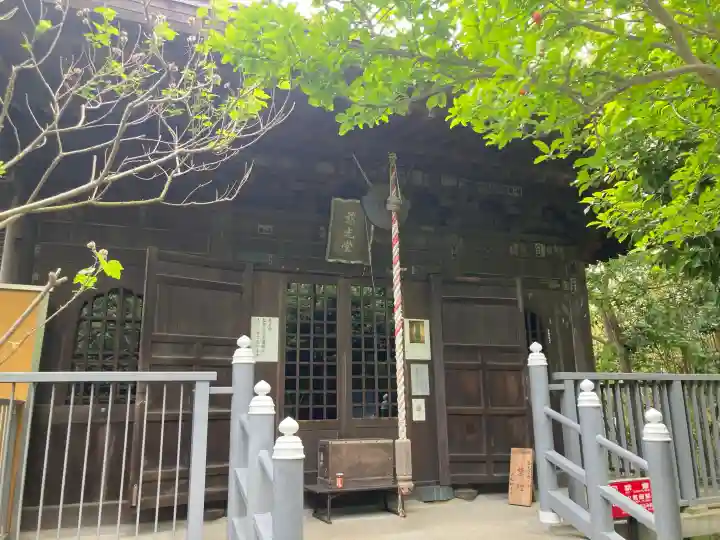 大船観音寺の{uncategorized: "未分類", other: "その他", undefined: "問題あり", building: "その他建物", grave: "お墓", sacred_gate: "鳥居", guardian: "狛犬", statue: "像", buddha: "仏像", history: "歴史", nature: "自然", garden: "庭園", animal: "動物", pagoda: "塔", temizu: "手水舎", mountain_gate: "山門・神門", sanctuary: "本殿・本堂", subordinate: "末社・摂社", art: "芸術", scenery: "景色", jizo: "地蔵", ema: "絵馬", goshuin: "御朱印", omikuji: "おみくじ", items: "授与品その他", amulet: "お守り", goshuincho: "御朱印帳", eats: "食事", festival: "お祭り", votive_dance: "神楽", shichigosan: "七五三参", wedding: "結婚式", experience: "体験その他", initially: "初詣", around: "周辺", anti_infection: "感染症対策"}