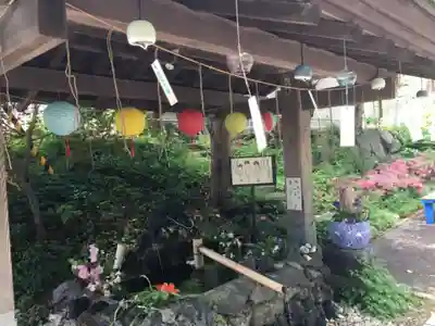 虻田神社の手水舎