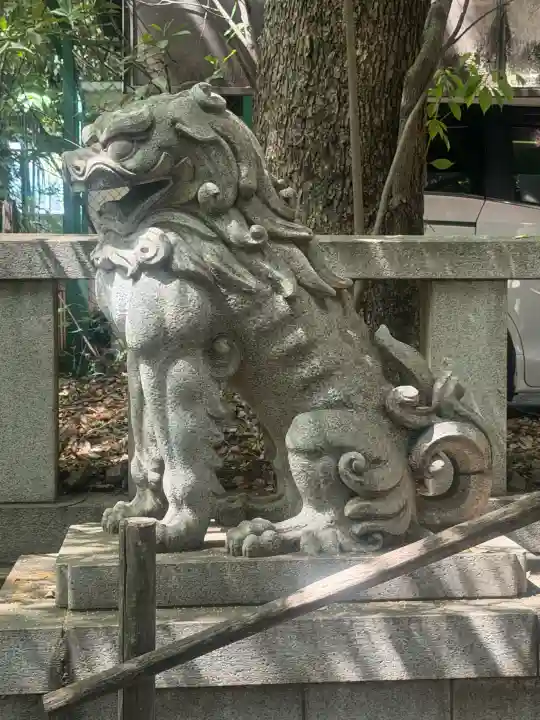 渋谷氷川神社の{uncategorized: "未分類", other: "その他", undefined: "問題あり", building: "その他建物", grave: "お墓", sacred_gate: "鳥居", guardian: "狛犬", statue: "像", buddha: "仏像", history: "歴史", nature: "自然", garden: "庭園", animal: "動物", pagoda: "塔", temizu: "手水舎", mountain_gate: "山門・神門", sanctuary: "本殿・本堂", subordinate: "末社・摂社", art: "芸術", scenery: "景色", jizo: "地蔵", ema: "絵馬", goshuin: "御朱印", omikuji: "おみくじ", items: "授与品その他", amulet: "お守り", goshuincho: "御朱印帳", eats: "食事", festival: "お祭り", votive_dance: "神楽", shichigosan: "七五三参", wedding: "結婚式", experience: "体験その他", initially: "初詣", around: "周辺", anti_infection: "感染症対策"}