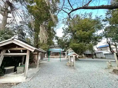 高岡神社の建物その他