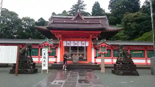 高良大社の山門