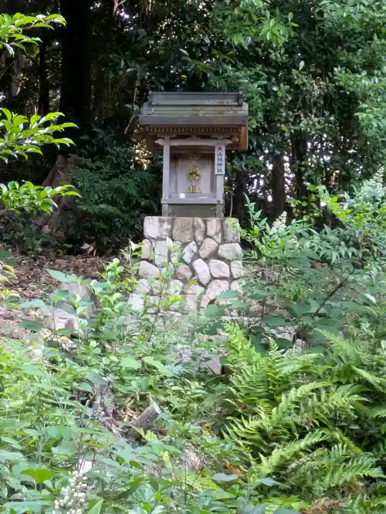 皇太神社の{uncategorized: "未分類", other: "その他", undefined: "問題あり", building: "その他建物", grave: "お墓", sacred_gate: "鳥居", guardian: "狛犬", statue: "像", buddha: "仏像", history: "歴史", nature: "自然", garden: "庭園", animal: "動物", pagoda: "塔", temizu: "手水舎", mountain_gate: "山門・神門", sanctuary: "本殿・本堂", subordinate: "末社・摂社", art: "芸術", scenery: "景色", jizo: "地蔵", ema: "絵馬", goshuin: "御朱印", omikuji: "おみくじ", items: "授与品その他", amulet: "お守り", goshuincho: "御朱印帳", eats: "食事", festival: "お祭り", votive_dance: "神楽", shichigosan: "七五三参", wedding: "結婚式", experience: "体験その他", initially: "初詣", around: "周辺", anti_infection: "感染症対策"}