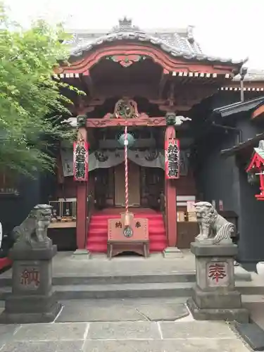 陽運寺の本殿