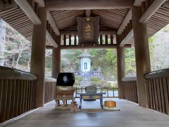 身延山 祖廟拝殿のその他建物