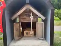 トンネル神社の本殿・本堂