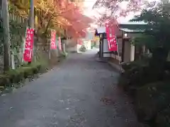 涌釜神社の建物その他