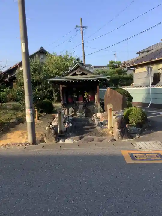 夜泣き地蔵のその他建物