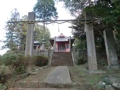 新城神社の鳥居