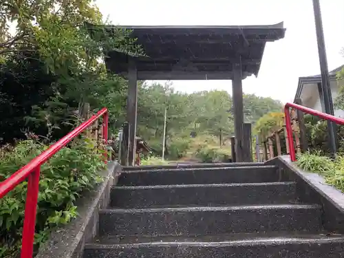 龍本寺の山門・神門