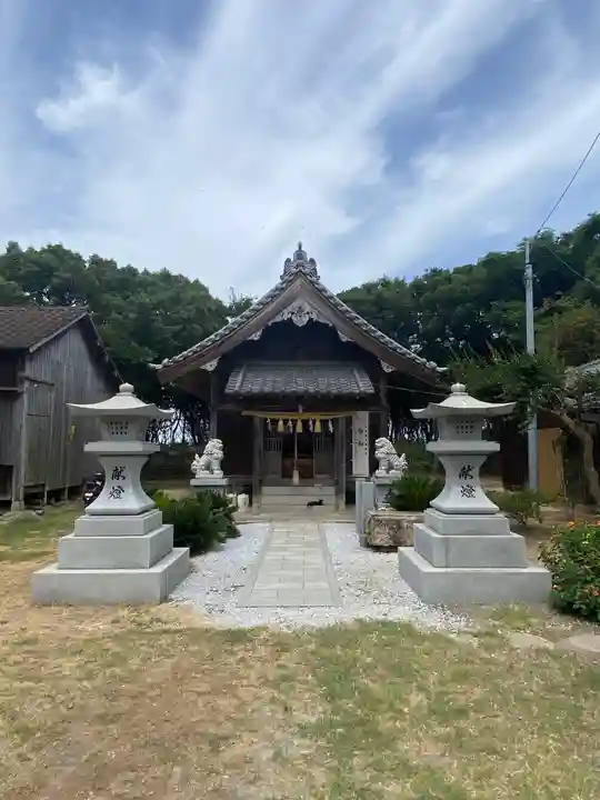 年毛神社の本殿・本堂