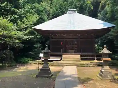神武寺の本殿・本堂