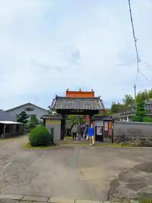 先聖寺の山門・神門