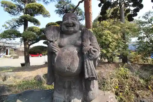 観音寺の像