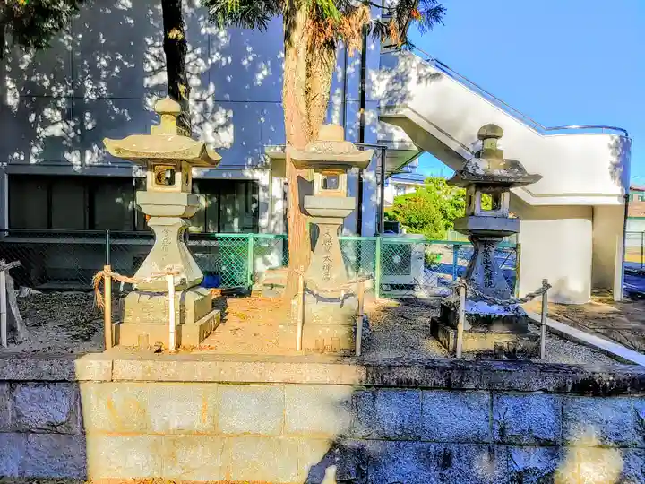 神明社(河北)の末社・摂社