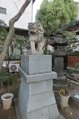 秋葉神社の狛犬