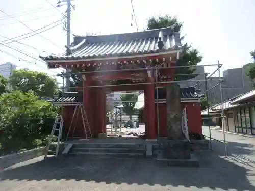 天妙国寺の山門