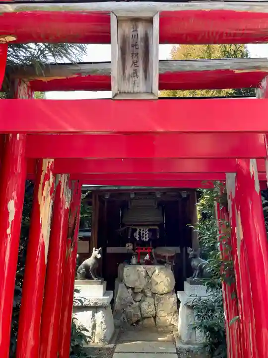 久喜稲荷神社の{uncategorized: "未分類", other: "その他", undefined: "問題あり", building: "その他建物", grave: "お墓", sacred_gate: "鳥居", guardian: "狛犬", statue: "像", buddha: "仏像", history: "歴史", nature: "自然", garden: "庭園", animal: "動物", pagoda: "塔", temizu: "手水舎", mountain_gate: "山門・神門", sanctuary: "本殿・本堂", subordinate: "末社・摂社", art: "芸術", scenery: "景色", jizo: "地蔵", ema: "絵馬", goshuin: "御朱印", omikuji: "おみくじ", items: "授与品その他", amulet: "お守り", goshuincho: "御朱印帳", eats: "食事", festival: "お祭り", votive_dance: "神楽", shichigosan: "七五三参", wedding: "結婚式", experience: "体験その他", initially: "初詣", around: "周辺", anti_infection: "感染症対策"}