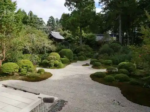 龍潭寺の庭園