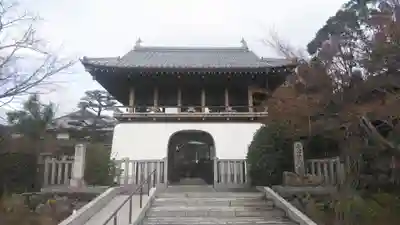 轉法輪寺の山門・神門