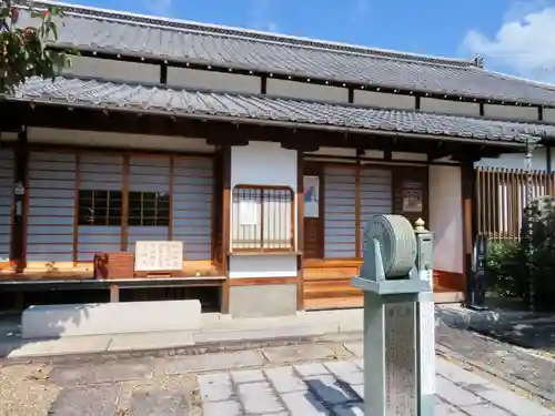 橋寺 放生院の本殿・本堂