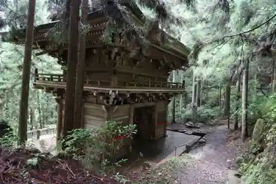 大宝寺の山門・神門