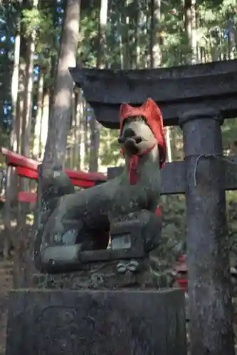 朝日稲荷神社の鳥居