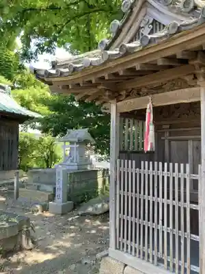 君貢神社の末社・摂社