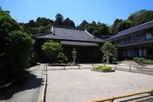 松源寺の本殿