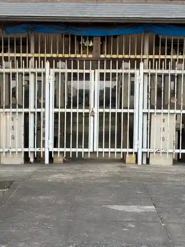 稲穂社の本殿・本堂