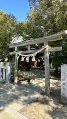 亀之森住吉神社の鳥居