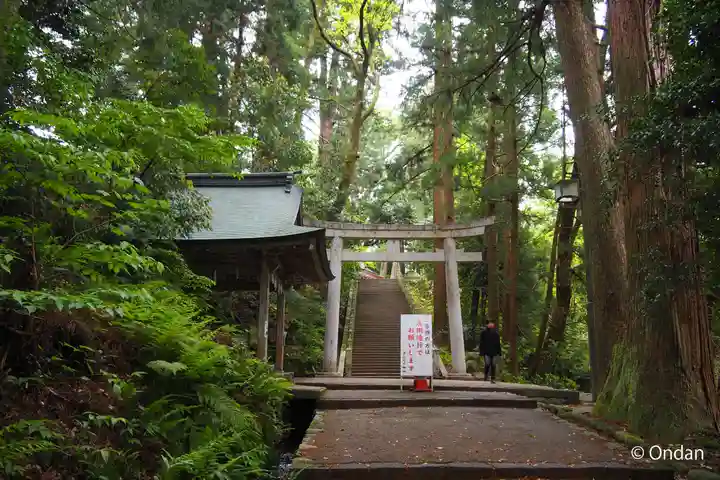 白山比咩神社(石川県)