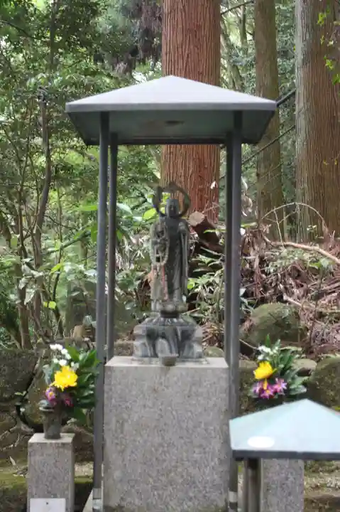 宝山寺奥之院(奈良県)