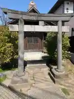 藤森稲荷神社の{uncategorized: "未分類", other: "その他", undefined: "問題あり", building: "その他建物", grave: "お墓", sacred_gate: "鳥居", guardian: "狛犬", statue: "像", buddha: "仏像", history: "歴史", nature: "自然", garden: "庭園", animal: "動物", pagoda: "塔", temizu: "手水舎", mountain_gate: "山門・神門", sanctuary: "本殿・本堂", subordinate: "末社・摂社", art: "芸術", scenery: "景色", jizo: "地蔵", ema: "絵馬", goshuin: "御朱印", omikuji: "おみくじ", items: "授与品その他", amulet: "お守り", goshuincho: "御朱印帳", eats: "食事", festival: "お祭り", votive_dance: "神楽", shichigosan: "七五三参", wedding: "結婚式", experience: "体験その他", initially: "初詣", around: "周辺", anti_infection: "感染症対策"}