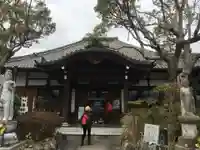円観寺の本殿・本堂