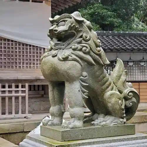 春日神社の狛犬