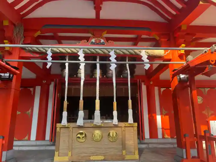 花園神社の本殿・本堂