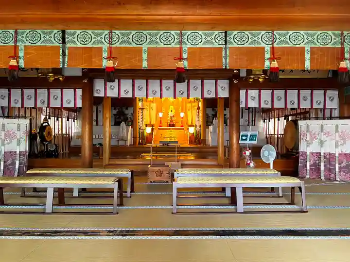 飛驒天満宮の本殿・本堂