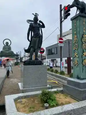 大仏寺の{uncategorized: "未分類", other: "その他", undefined: "問題あり", building: "その他建物", grave: "お墓", sacred_gate: "鳥居", guardian: "狛犬", statue: "像", buddha: "仏像", history: "歴史", nature: "自然", garden: "庭園", animal: "動物", pagoda: "塔", temizu: "手水舎", mountain_gate: "山門・神門", sanctuary: "本殿・本堂", subordinate: "末社・摂社", art: "芸術", scenery: "景色", jizo: "地蔵", ema: "絵馬", goshuin: "御朱印", omikuji: "おみくじ", items: "授与品その他", amulet: "お守り", goshuincho: "御朱印帳", eats: "食事", festival: "お祭り", votive_dance: "神楽", shichigosan: "七五三参", wedding: "結婚式", experience: "体験その他", initially: "初詣", around: "周辺", anti_infection: "感染症対策"}