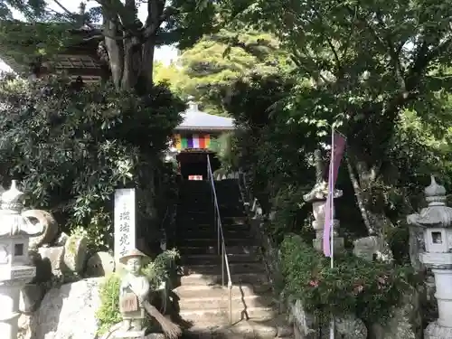 瑠璃光寺のその他建物