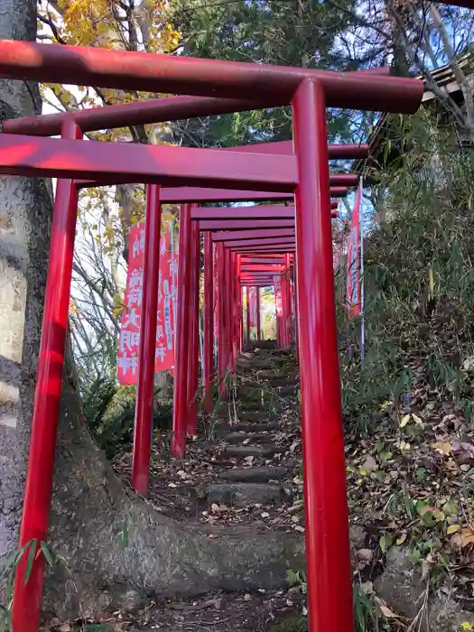 呑香稲荷神社の鳥居