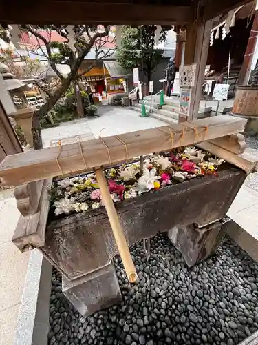 鳩森八幡神社の手水舎